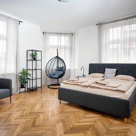 Apartman Namesti Frantiska Krizika طابور المظهر الخارجي الصورة